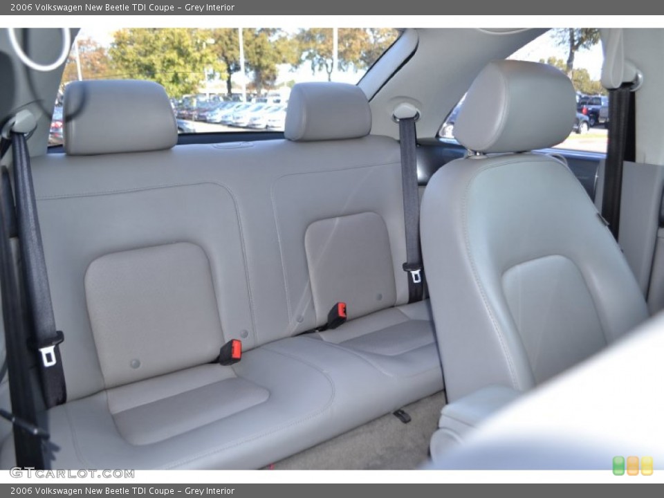 Grey Interior Rear Seat for the 2006 Volkswagen New Beetle TDI Coupe #73117766