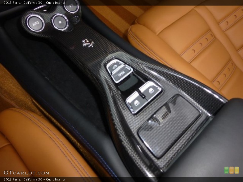 Cuoio Interior Controls for the 2013 Ferrari California 30 #73119732