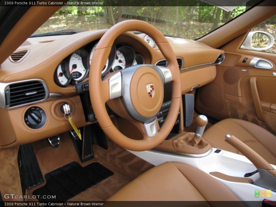 Natural Brown Interior Photo for the 2009 Porsche 911 Turbo Cabriolet #73120084