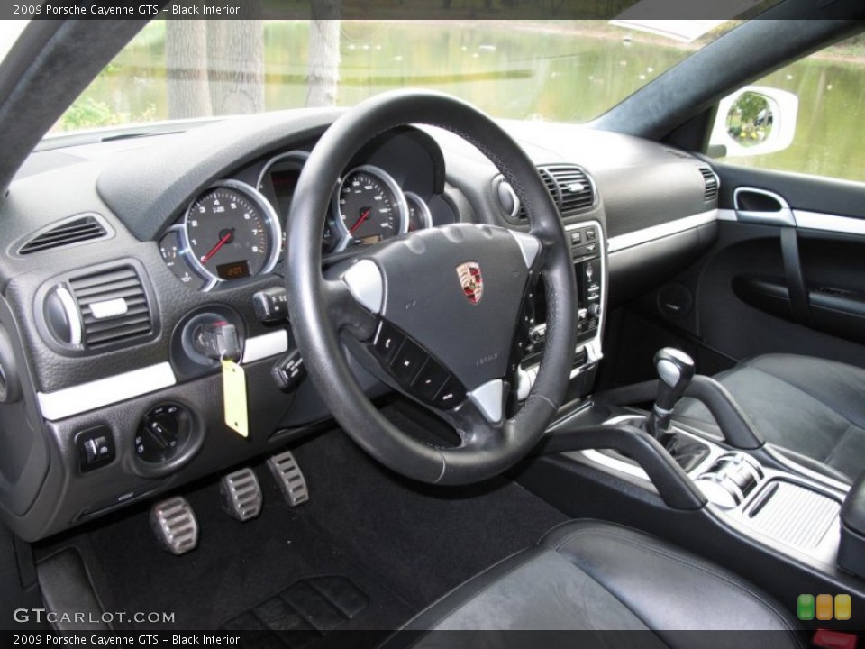 Black Interior Photo for the 2009 Porsche Cayenne GTS #73120647