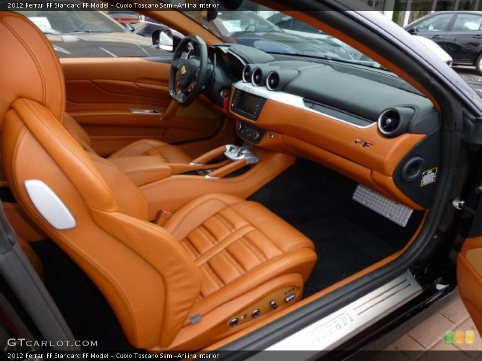 Cuoio Toscano Semi-Anilina Interior Photo for the 2012 Ferrari FF  #73121264