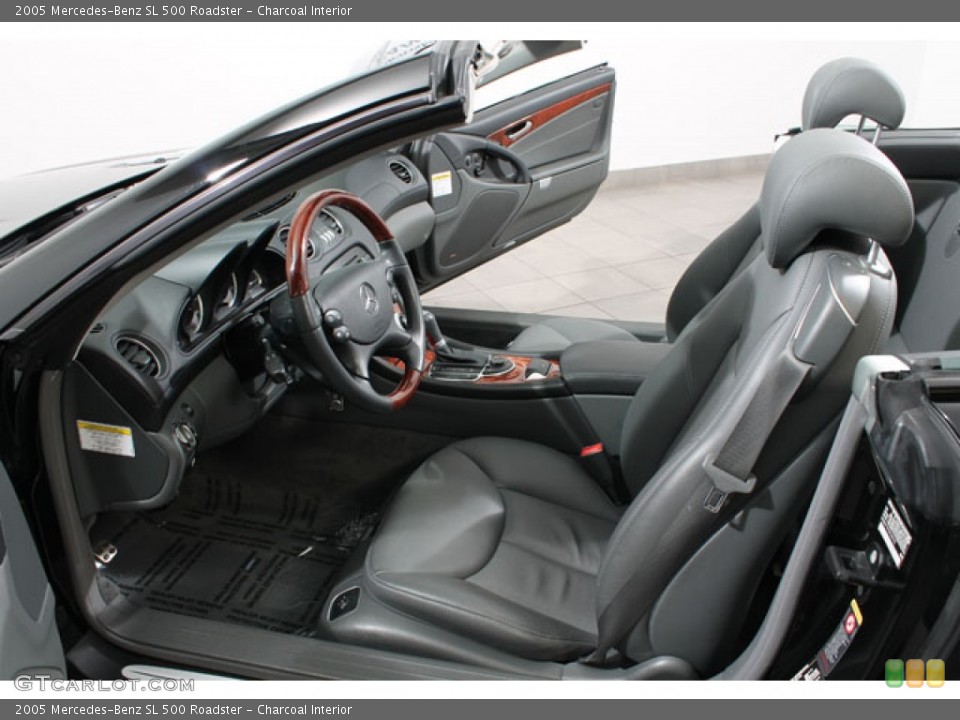Charcoal Interior Photo for the 2005 Mercedes-Benz SL 500 Roadster #73125594