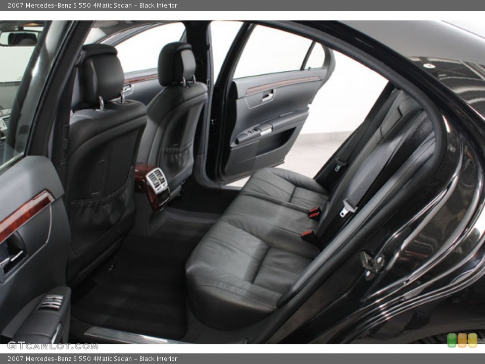 Black Interior Photo for the 2007 Mercedes-Benz S 550 4Matic Sedan #73126839