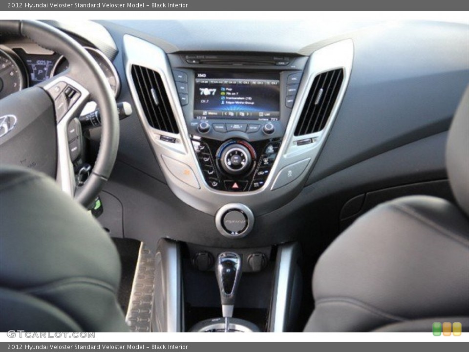 Black Interior Controls for the 2012 Hyundai Veloster  #73128216