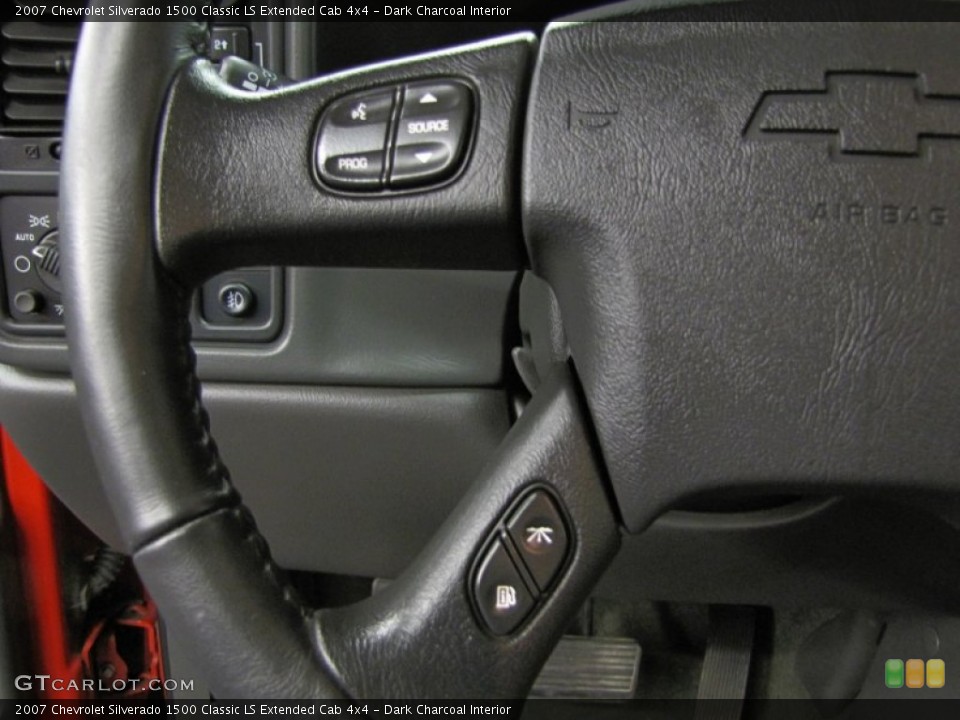 Dark Charcoal Interior Controls for the 2007 Chevrolet Silverado 1500 Classic LS Extended Cab 4x4 #73131732
