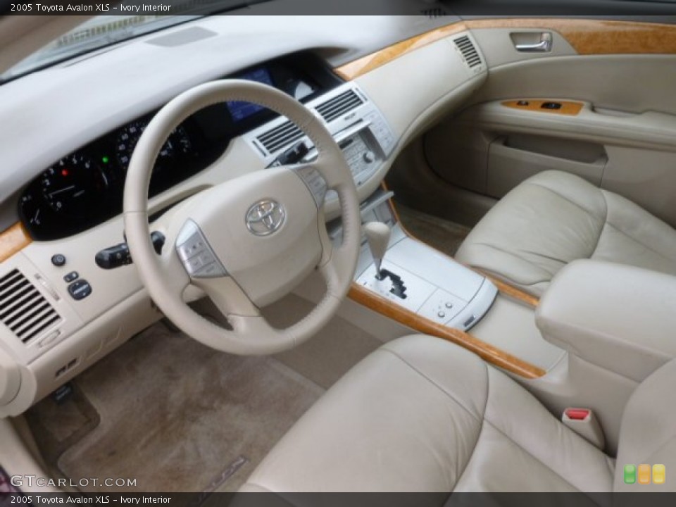Ivory Interior Photo for the 2005 Toyota Avalon XLS #73132503