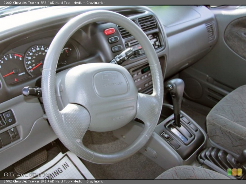 Medium Gray Interior Steering Wheel for the 2002 Chevrolet Tracker ZR2 4WD Hard Top #73140339