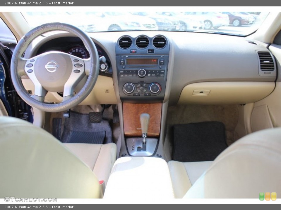 Frost Interior Dashboard for the 2007 Nissan Altima 2.5 S #73149579