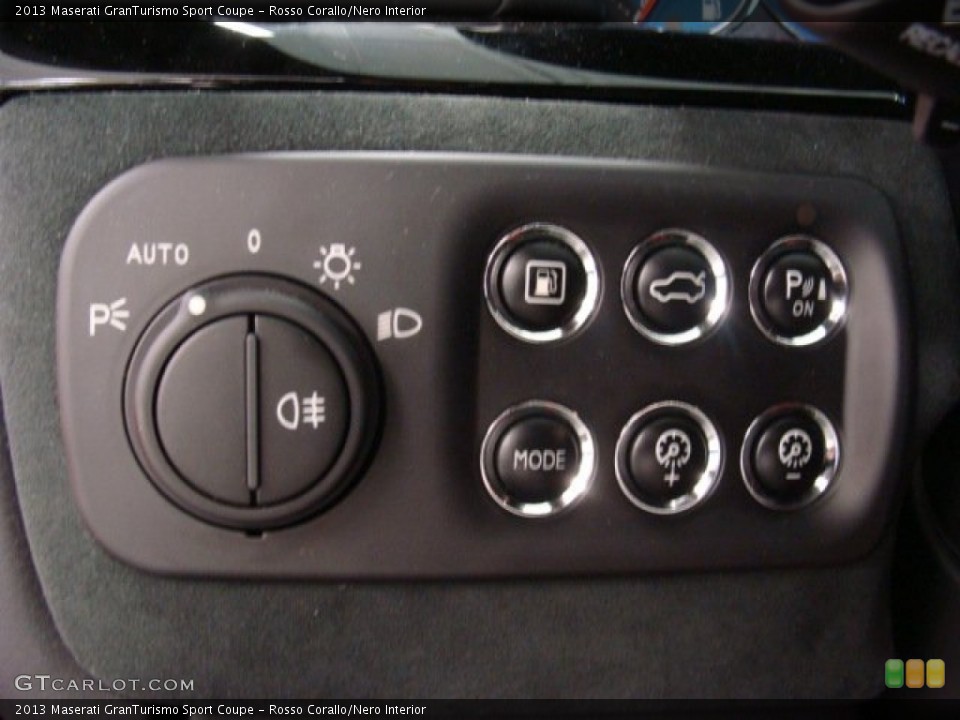Rosso Corallo/Nero Interior Controls for the 2013 Maserati GranTurismo Sport Coupe #73167772