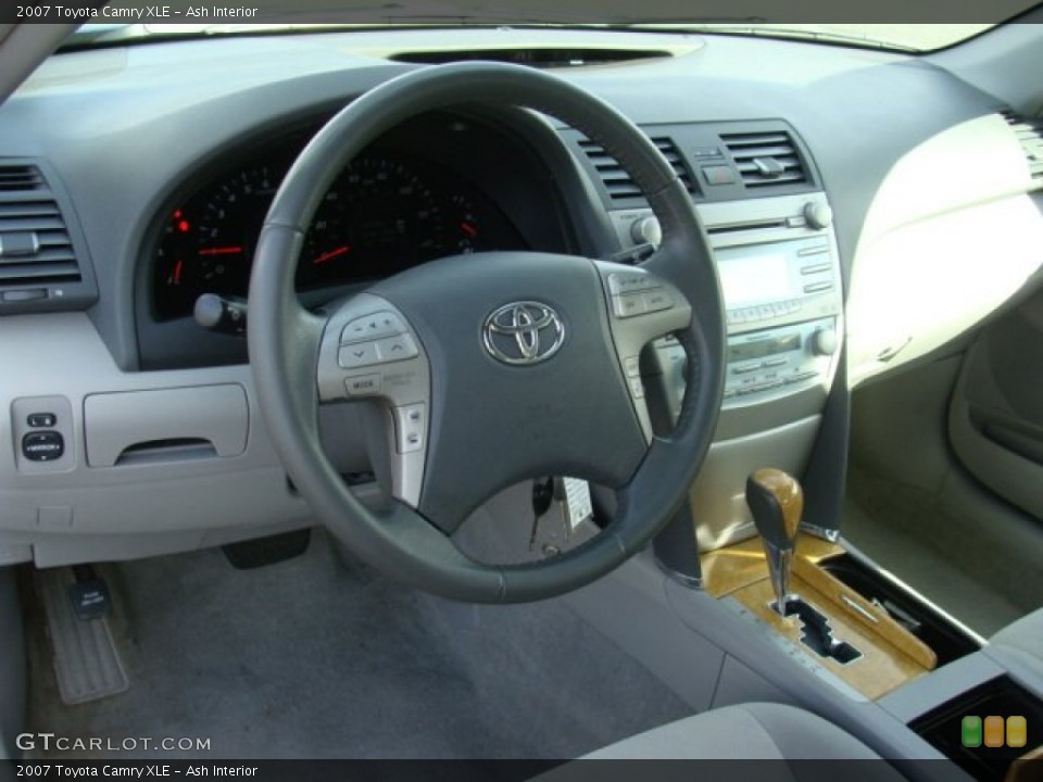 Ash Interior Photo for the 2007 Toyota Camry XLE #73171551