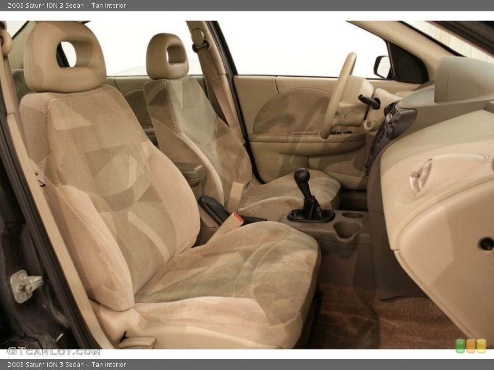 Tan Interior Photo for the 2003 Saturn ION 3 Sedan #73175565