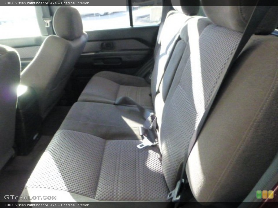 Charcoal Interior Rear Seat for the 2004 Nissan Pathfinder SE 4x4 #73182825