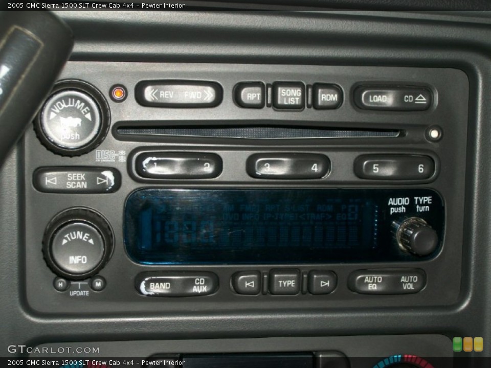 Pewter Interior Audio System for the 2005 GMC Sierra 1500 SLT Crew Cab 4x4 #73186857
