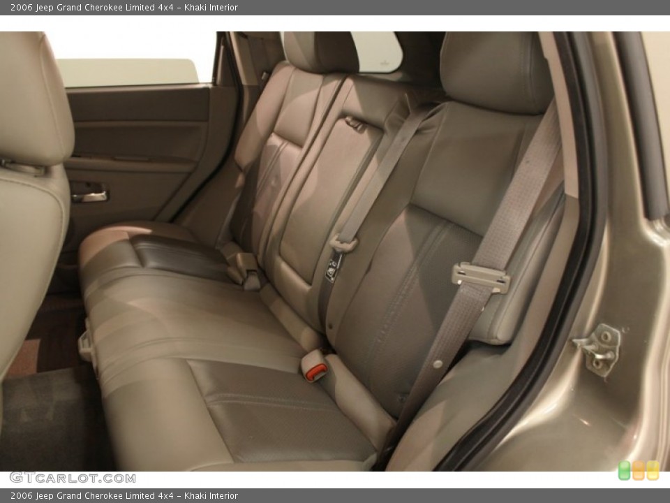 Khaki Interior Photo for the 2006 Jeep Grand Cherokee Limited 4x4 #73192319