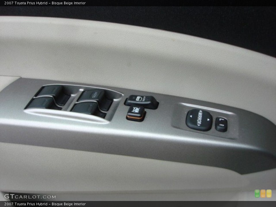 Bisque Beige Interior Controls for the 2007 Toyota Prius Hybrid #73192866