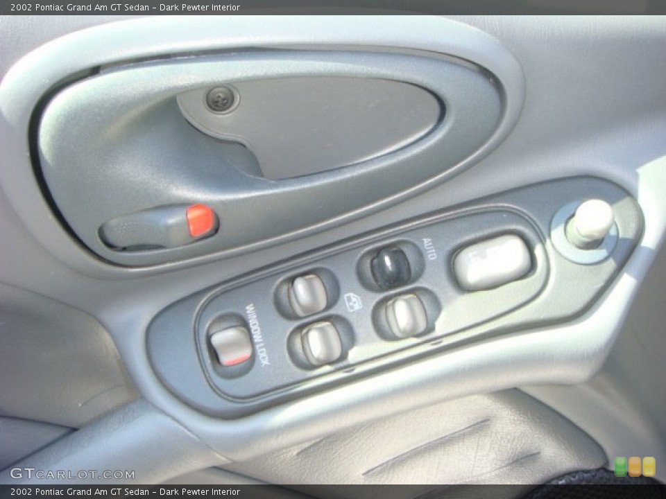 Dark Pewter Interior Controls for the 2002 Pontiac Grand Am GT Sedan #73198650
