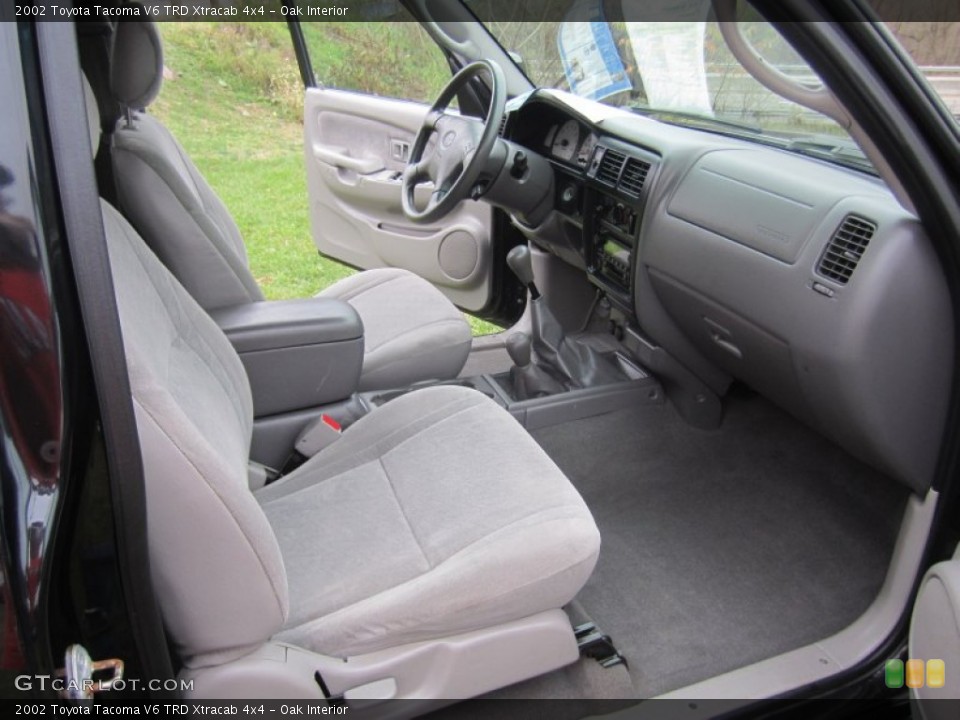 Oak Interior Photo for the 2002 Toyota Tacoma V6 TRD Xtracab 4x4 #73203387