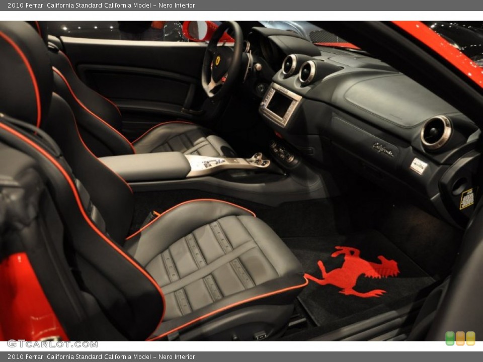 Nero Interior Photo for the 2010 Ferrari California  #73205692