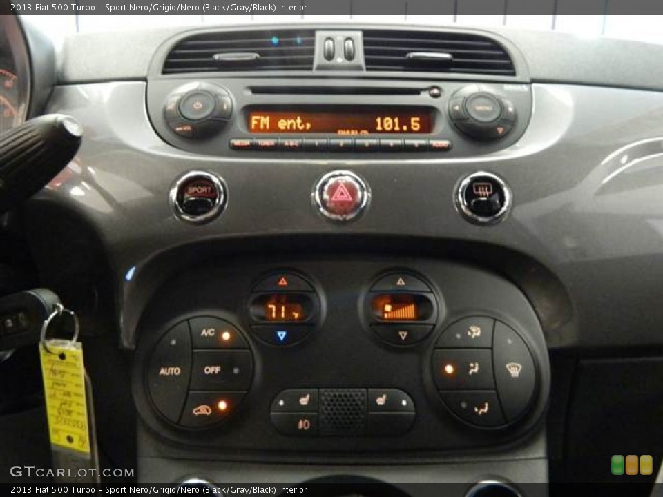 Sport Nero/Grigio/Nero (Black/Gray/Black) Interior Controls for the 2013 Fiat 500 Turbo #73218171