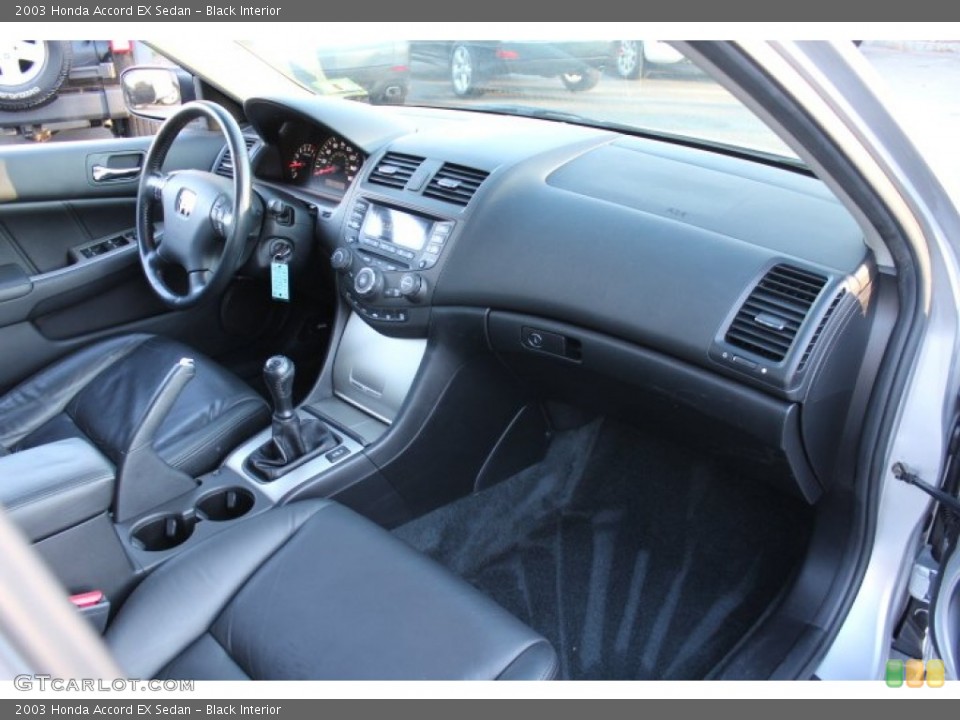 Black Interior Photo for the 2003 Honda Accord EX Sedan #73224486