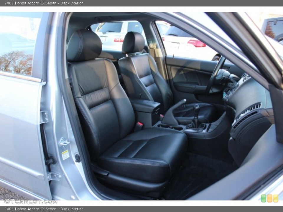 Black Interior Photo for the 2003 Honda Accord EX Sedan #73224510