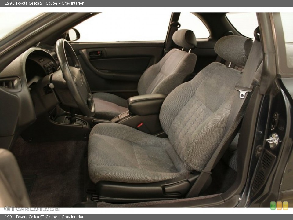 Gray Interior Photo for the 1991 Toyota Celica ST Coupe #73234725