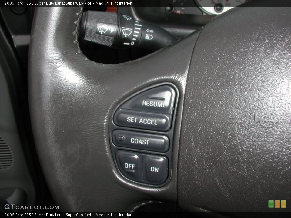 Medium Flint Interior Controls for the 2006 Ford F350 Super Duty Lariat SuperCab 4x4 #73269345