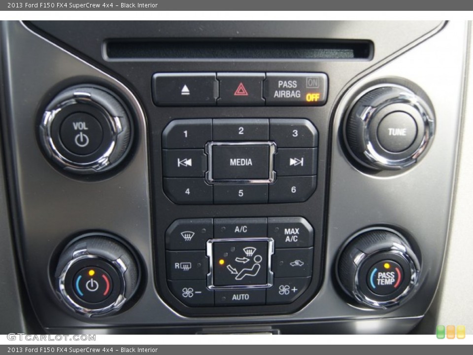 Black Interior Controls for the 2013 Ford F150 FX4 SuperCrew 4x4 #73285977