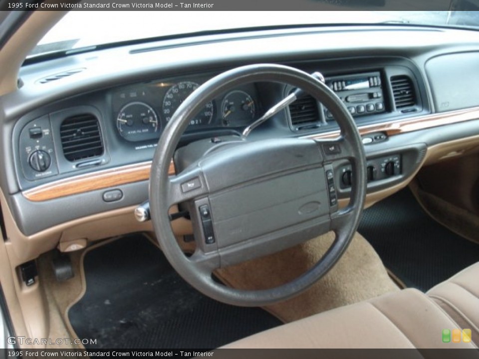 Tan Interior Photo for the 1995 Ford Crown Victoria  #73299666