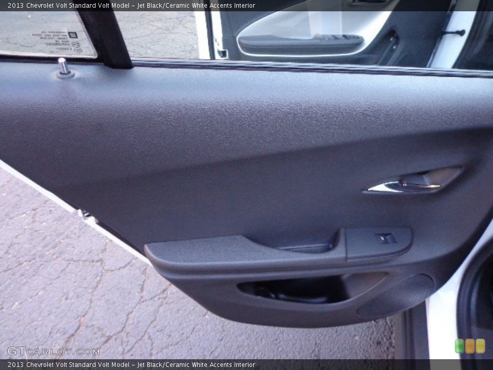 Jet Black/Ceramic White Accents Interior Door Panel for the 2013 Chevrolet Volt  #73333902