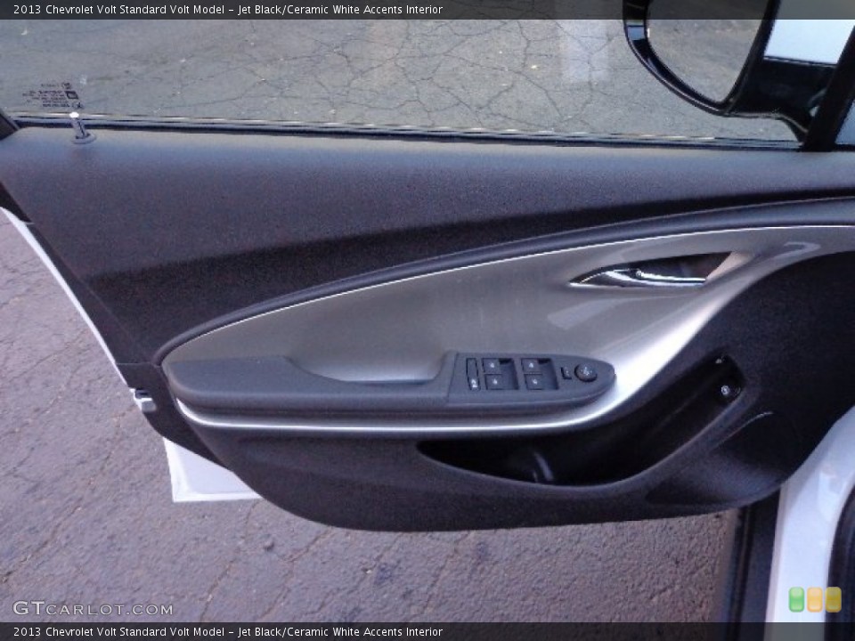 Jet Black/Ceramic White Accents Interior Door Panel for the 2013 Chevrolet Volt  #73333923
