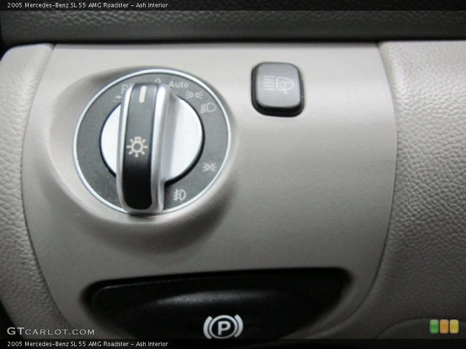 Ash Interior Controls for the 2005 Mercedes-Benz SL 55 AMG Roadster #73341201