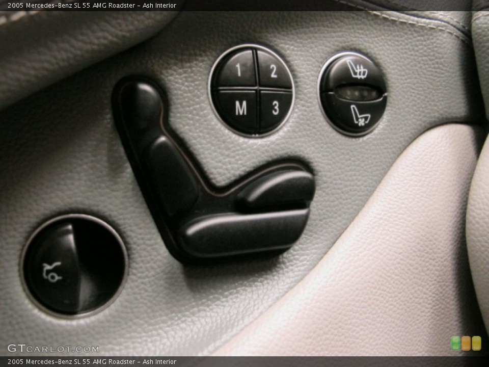 Ash Interior Controls for the 2005 Mercedes-Benz SL 55 AMG Roadster #73341213