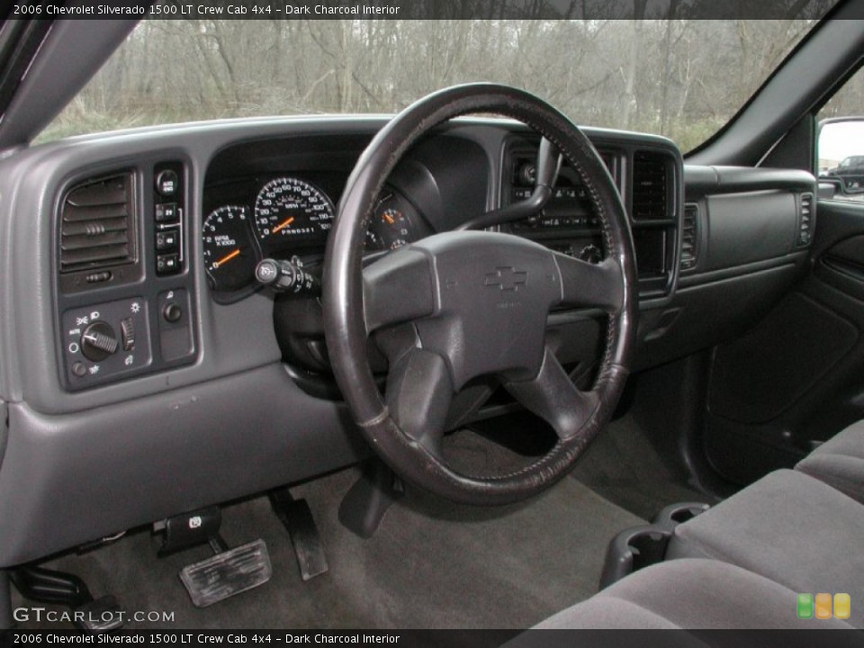 Dark Charcoal Interior Dashboard for the 2006 Chevrolet Silverado 1500 LT Crew Cab 4x4 #73350197