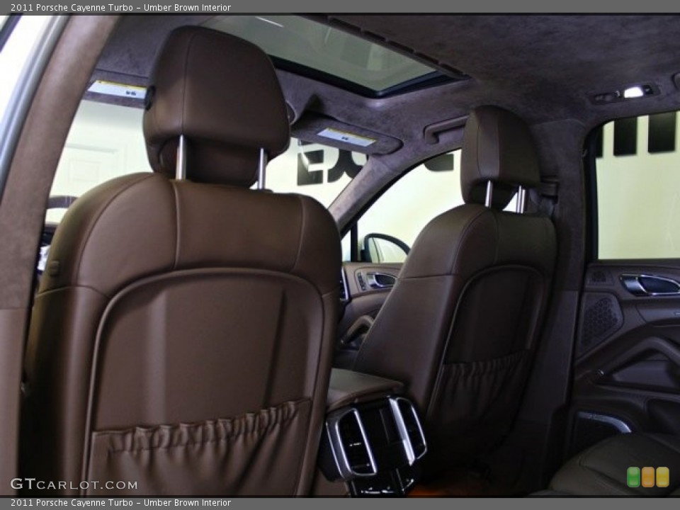Umber Brown Interior Photo for the 2011 Porsche Cayenne Turbo #73363247