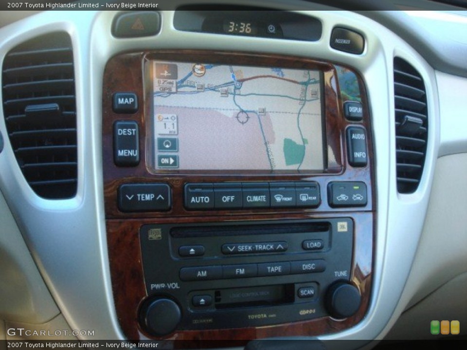 Ivory Beige Interior Navigation for the 2007 Toyota Highlander Limited #73363600