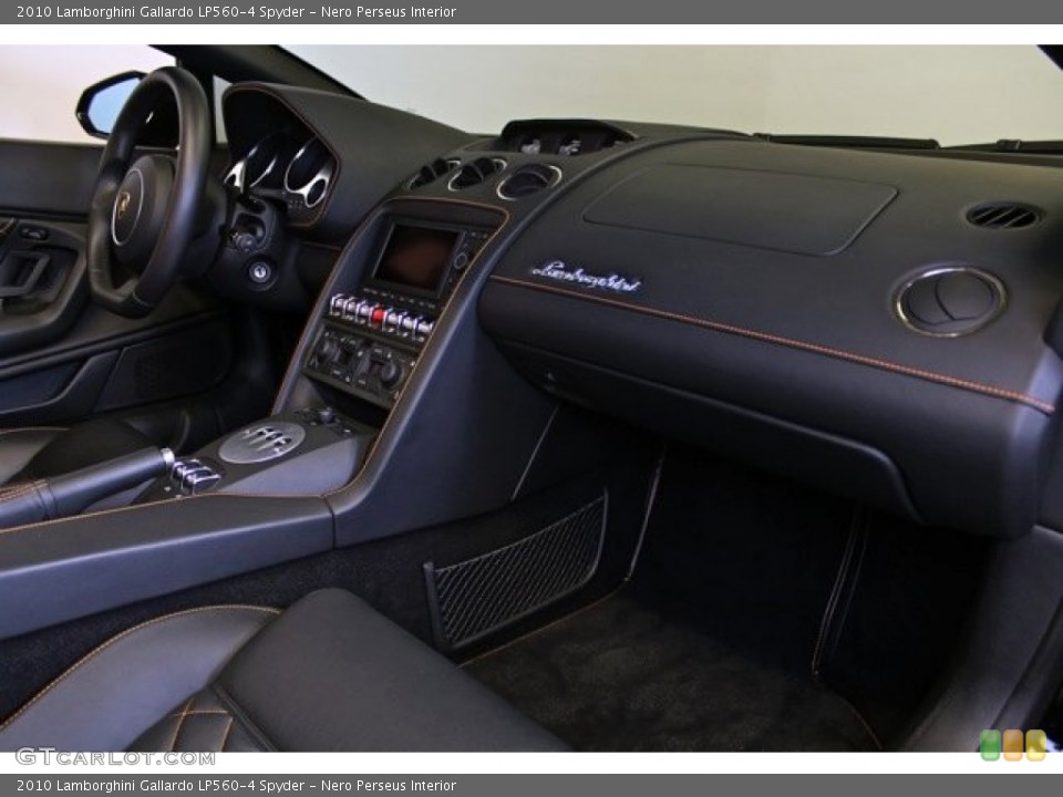 Nero Perseus Interior Dashboard for the 2010 Lamborghini Gallardo LP560-4 Spyder #73364786