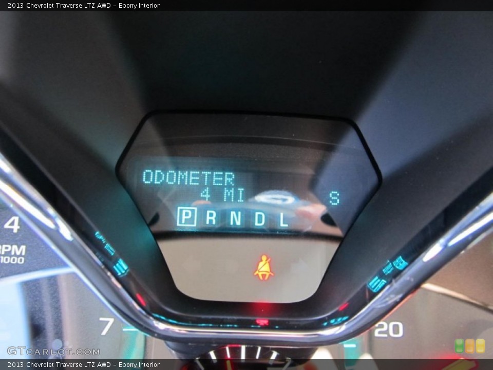 Ebony Interior Controls for the 2013 Chevrolet Traverse LTZ AWD #73365178
