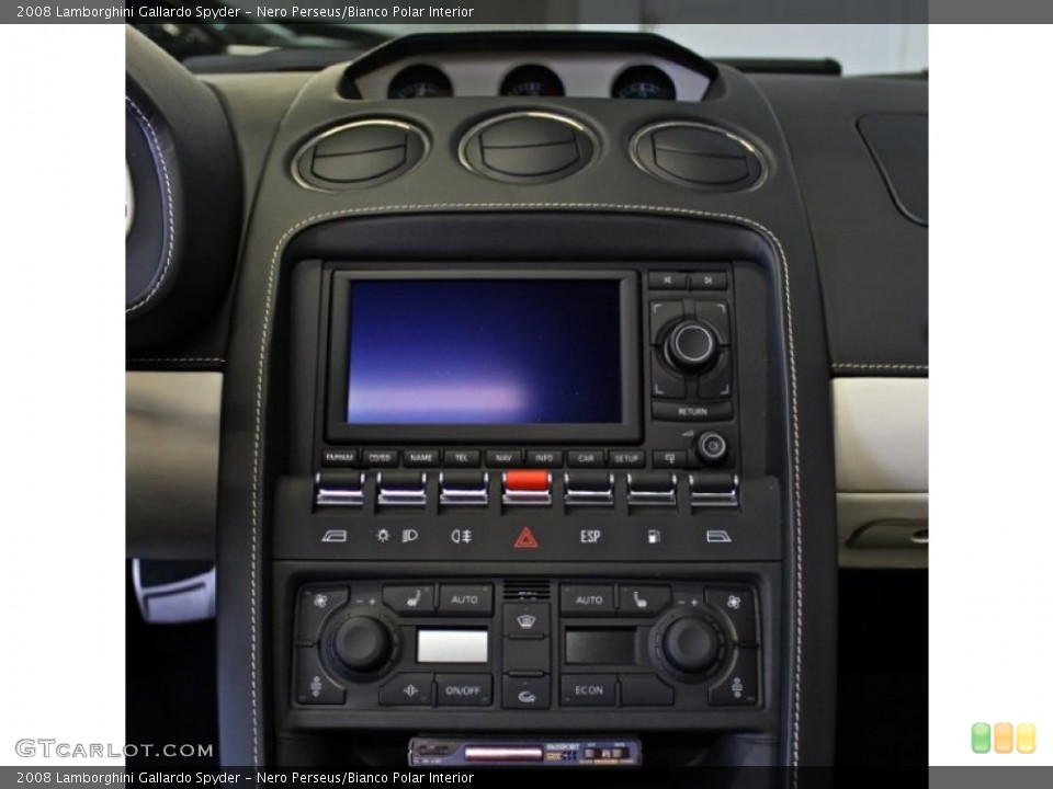Nero Perseus/Bianco Polar Interior Controls for the 2008 Lamborghini Gallardo Spyder #73367385