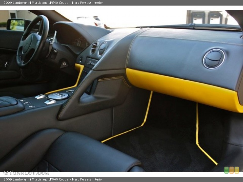 Nero Perseus Interior Dashboard for the 2009 Lamborghini Murcielago LP640 Coupe #73369048