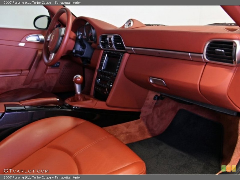 Terracotta Interior Dashboard for the 2007 Porsche 911 Turbo Coupe #73370999