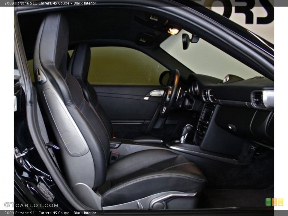 Black Interior Photo for the 2009 Porsche 911 Carrera 4S Coupe #73373134