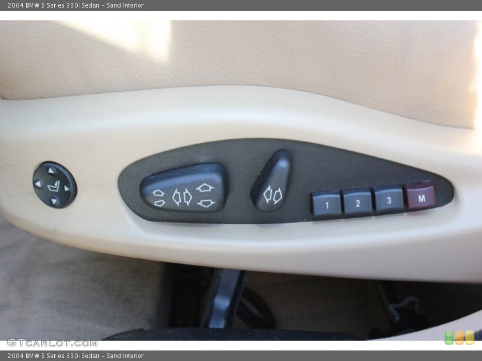 Sand Interior Controls for the 2004 BMW 3 Series 330i Sedan #73373759