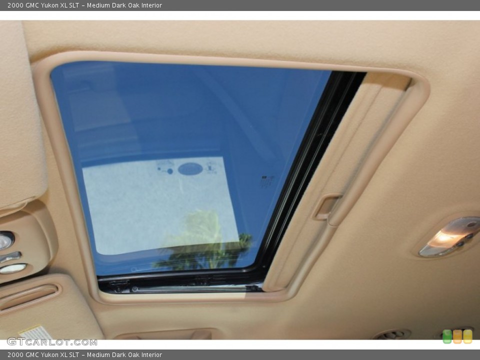 Medium Dark Oak Interior Sunroof for the 2000 GMC Yukon XL SLT #73375052