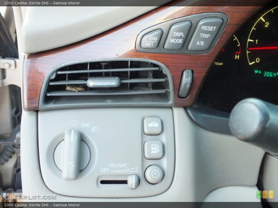 Oatmeal Interior Controls for the 2000 Cadillac DeVille DHS #73391300
