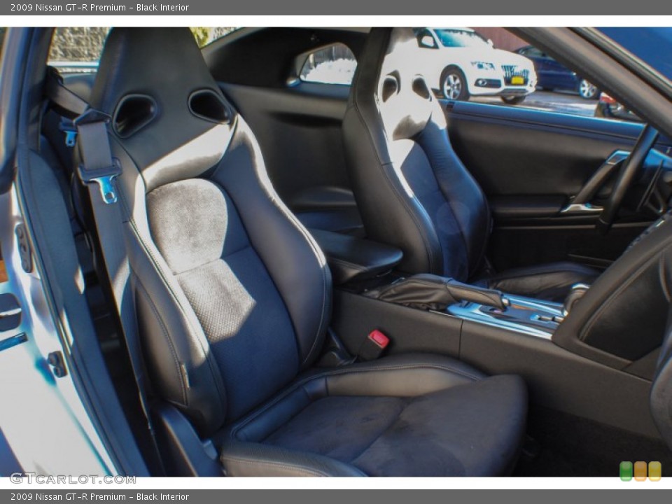 Black Interior Photo for the 2009 Nissan GT-R Premium #73393982
