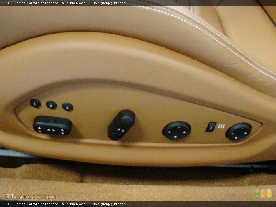 Cuoio (Beige) Interior Controls for the 2012 Ferrari California  #73394570