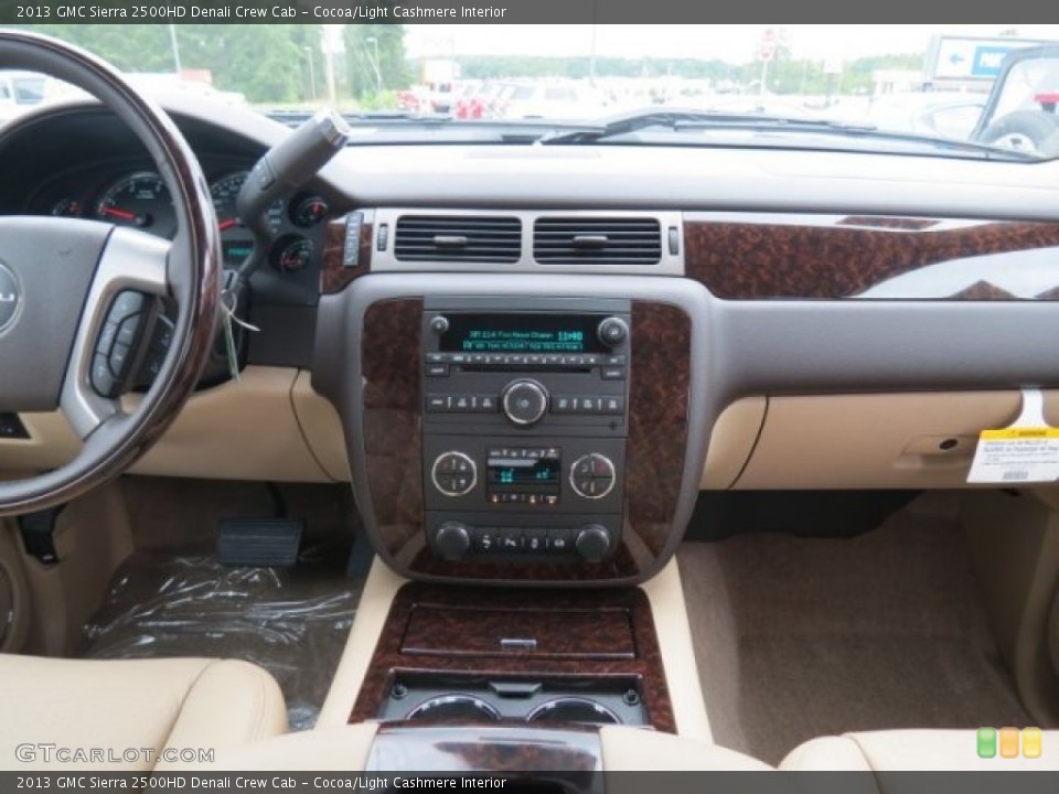 Cocoa/Light Cashmere Interior Controls for the 2013 GMC Sierra 2500HD Denali Crew Cab #73412885