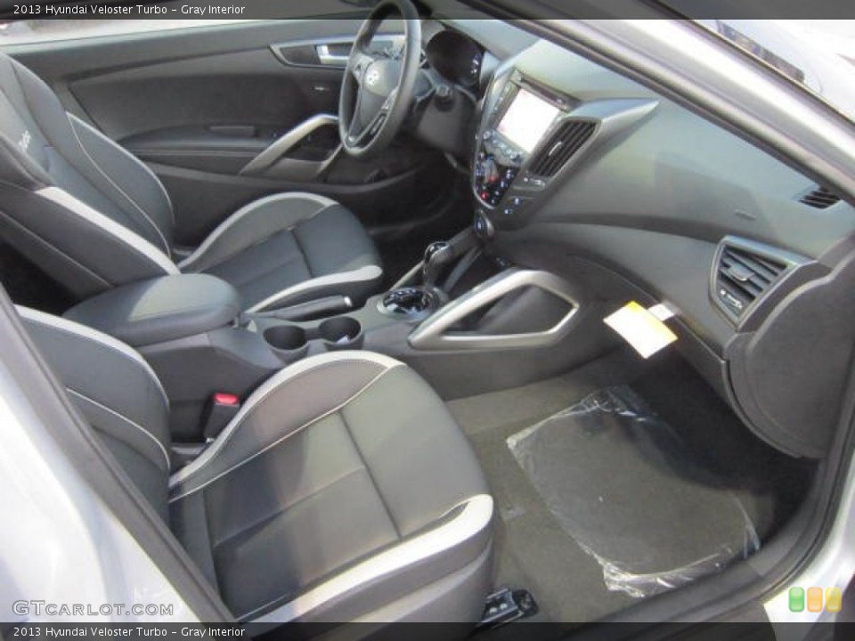 Gray Interior Photo for the 2013 Hyundai Veloster Turbo #73413395