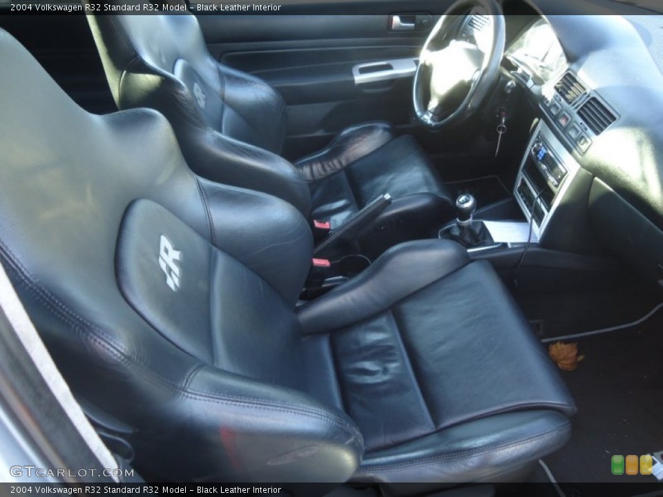 Black Leather Interior Photo for the 2004 Volkswagen R32  #73423382
